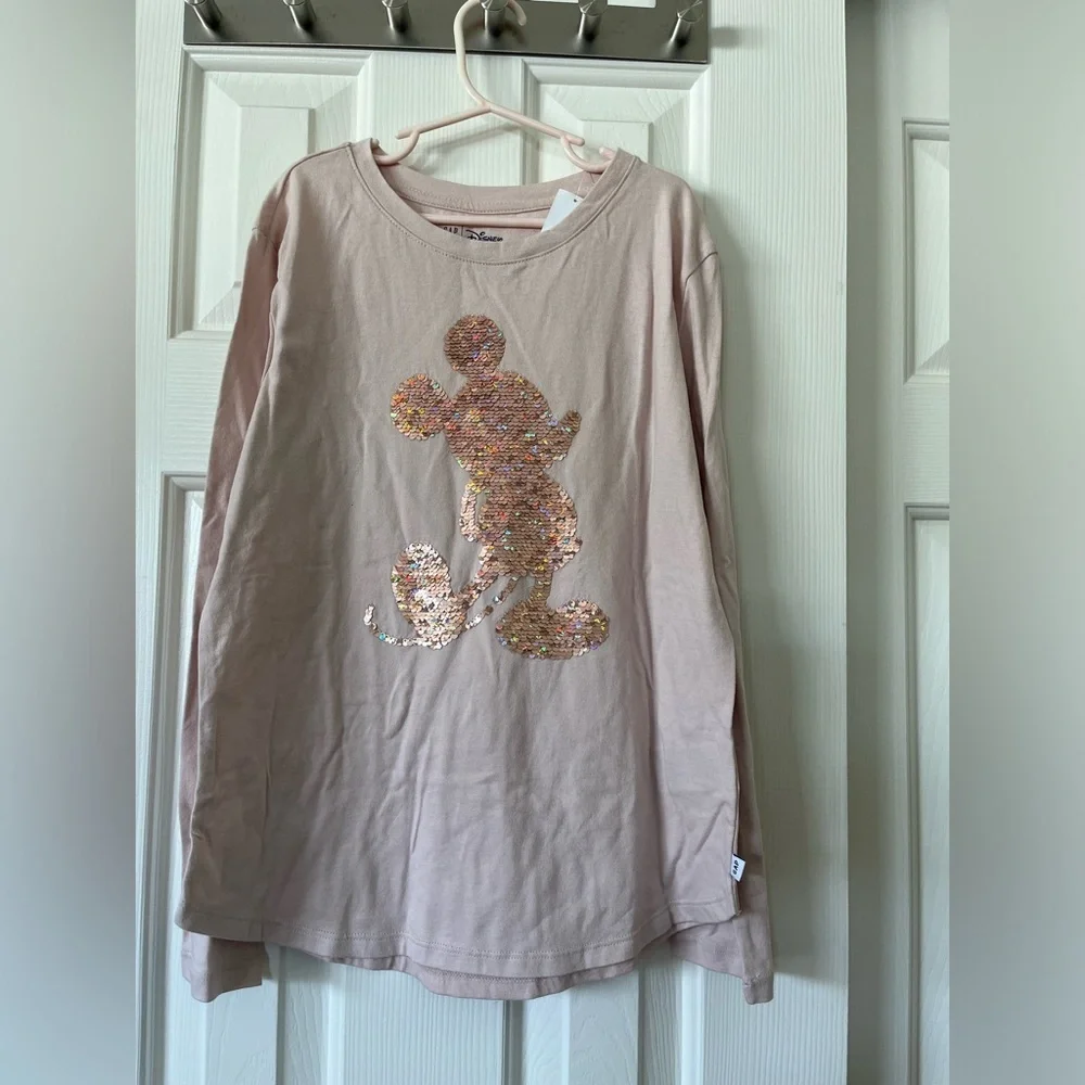 Long sleeve Disney flip shirt, NWT